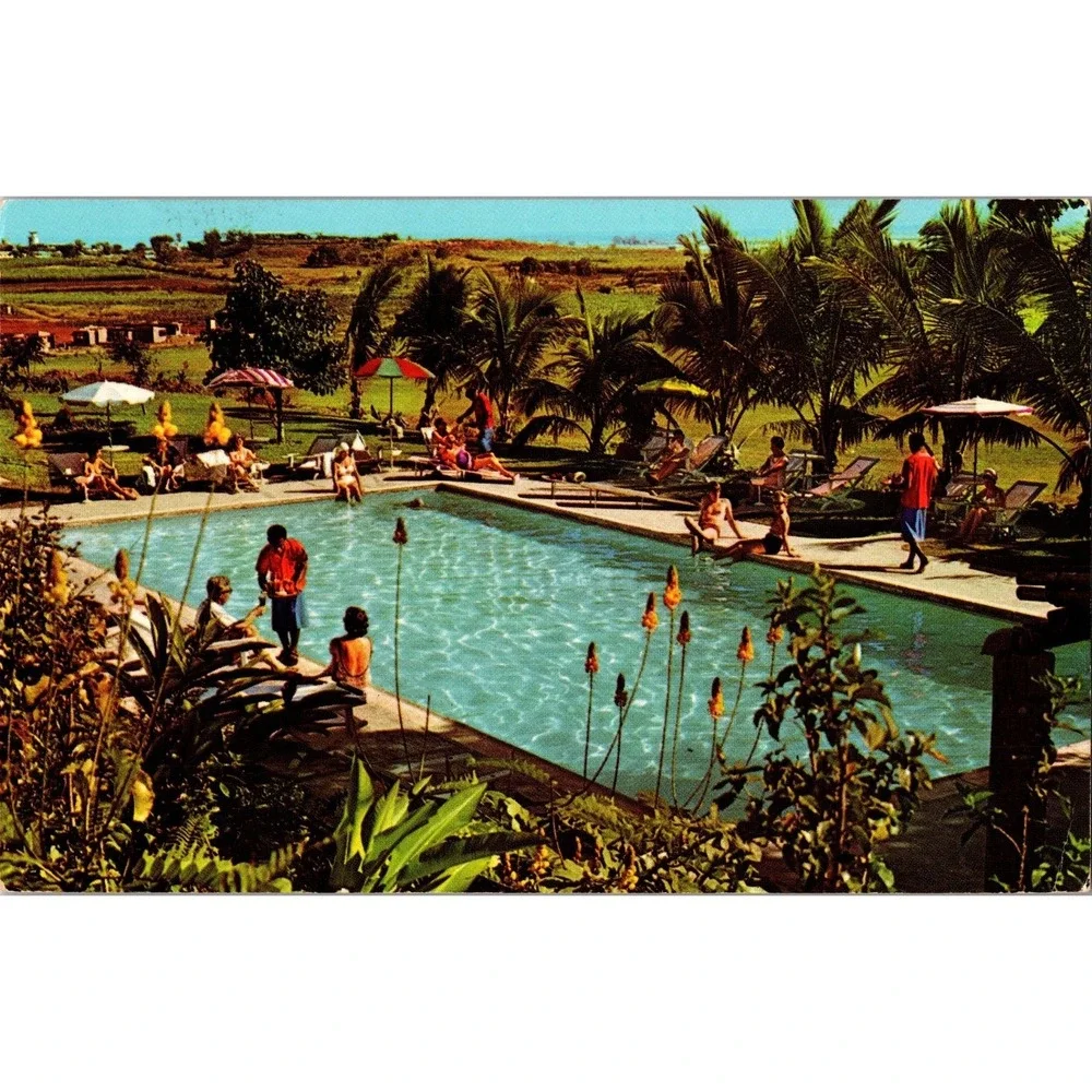Vintage Fiji Hotel Mocambo Swimming Pool Postcard 1976‎ Scenic View